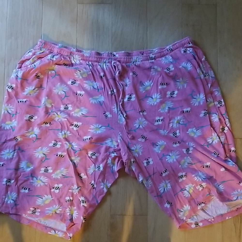 Pink Floral Bee Print Shorts